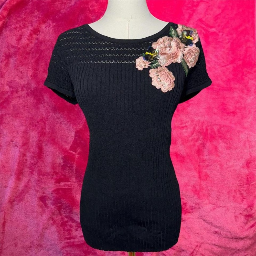 International Concepts Top